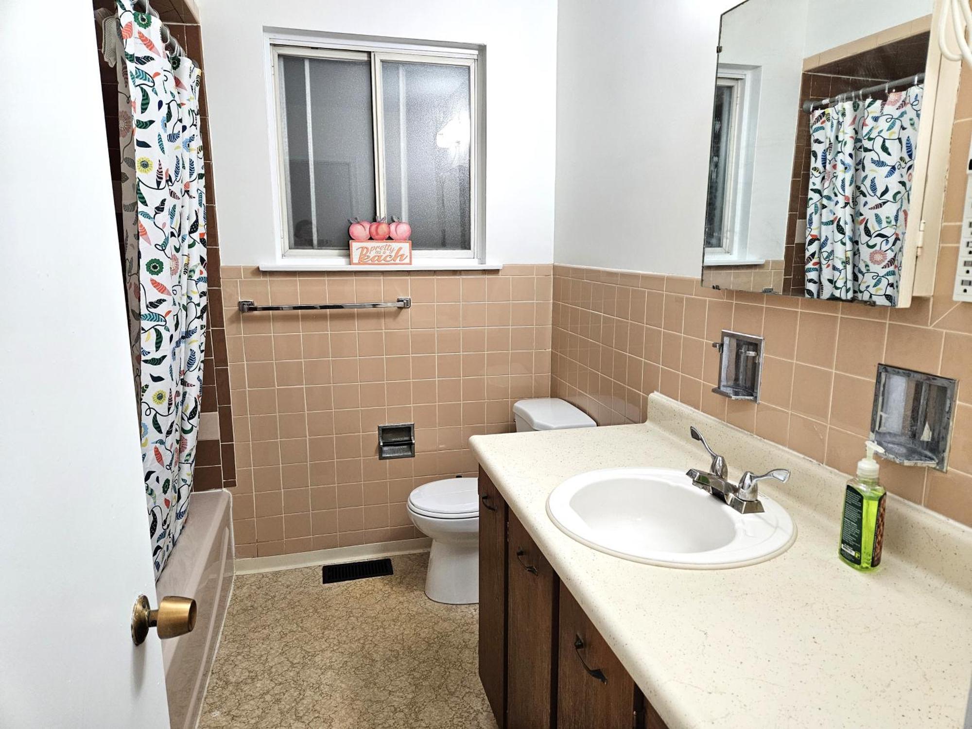 Charming Detached House Near The Airport Apartment Мисисага Екстериор снимка